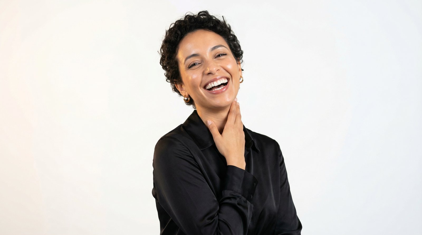 Patiente souriante au Centre Dentaire El Wassy, Marrakech